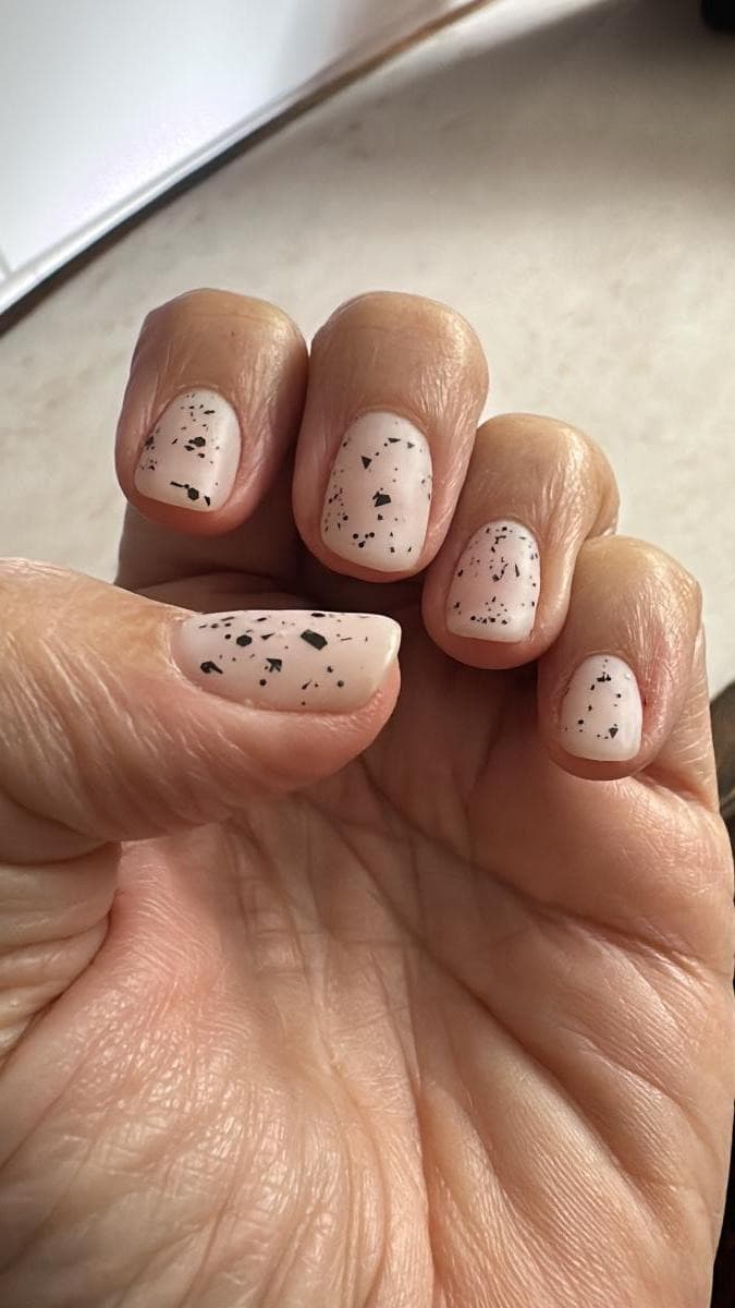 Uñas de Monica Albin